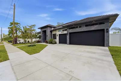 2727 Waldemere Street, Sarasota, FL 34239 - Photo 3