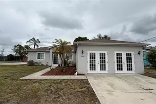 6100 Hoffman St, North Port, FL 34287 - Photo 1