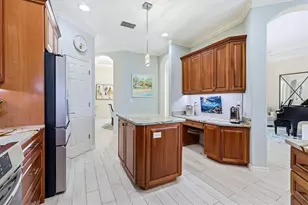 127 Park Trace Blvd, Osprey, FL 34229 - Photo 15