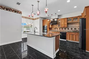 8607 51st Ave W, Bradenton, FL 34210 - Photo 9