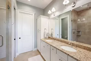 258 Sapphire Lake Dr, Bradenton, FL 34209 - Photo 21