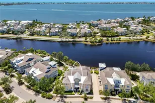 258 Sapphire Lake Dr, Bradenton, FL 34209 - Photo 1