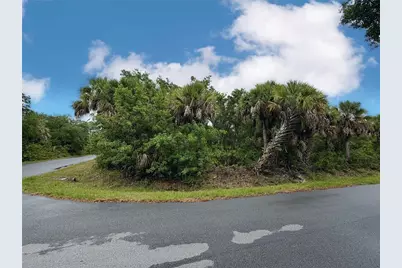 18039 Savage Avenue, Port Charlotte, FL 33948 - Photo 5
