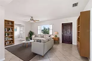 6014 Border Ln, Sarasota, FL 34231 - Photo 7