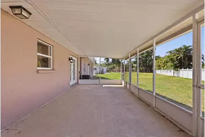 6014 Border Lane, Sarasota, FL 34231 - Photo 33