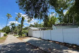 2210 14th Ave W, Bradenton, FL 34205 - Photo 43