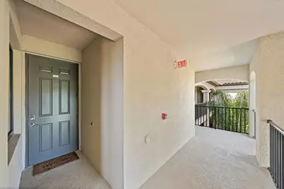 17006 Vardon Terrace #401, Bradenton, FL 34211 - Photo 3