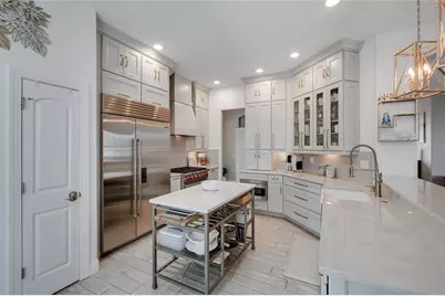 3707 5th Avenue NE, Bradenton, FL 34208 - Photo 9