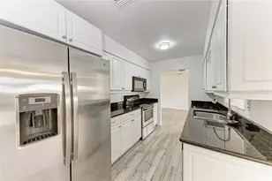 2544 Orsova Way, Sarasota, FL 34231 - Photo 11