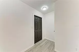 2544 Orsova Way, Sarasota, FL 34231 - Photo 3