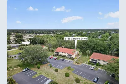 5735 Gardens Drive #5735, Sarasota, FL 34243 - Photo 3