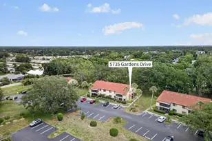 5735 Gardens Dr, Sarasota, FL 34243 - Photo 3
