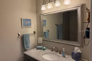 7012 W Country Club Dr N, Sarasota, FL 34243 - Photo 17