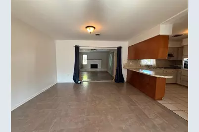 915 14th Street E, Bradenton, FL 34208 - Photo 7