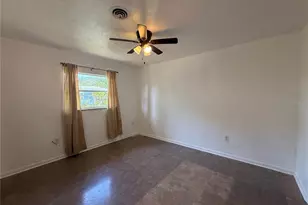 915 14th St E, Bradenton, FL 34208 - Photo 25