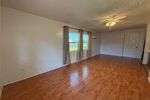 915 14th St E, Bradenton, FL 34208 - Photo 15