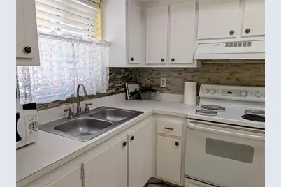 4111 Heron Way #E-103, Bradenton, FL 34205 - Photo 3
