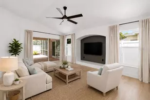 6226 Blueflower Ct, Lakewood Ranch, FL 34202 - Photo 5