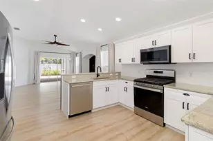6226 Blueflower Ct, Lakewood Ranch, FL 34202 - Photo 15