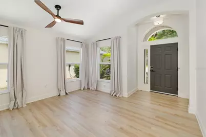 6226 Blueflower Court, Lakewood Ranch, FL 34202 - Photo 9