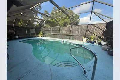2402 9th Street E, Bradenton, FL 34208 - Photo 15