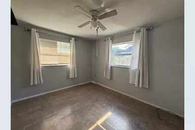 2402 9th Street E, Bradenton, FL 34208 - Photo 13