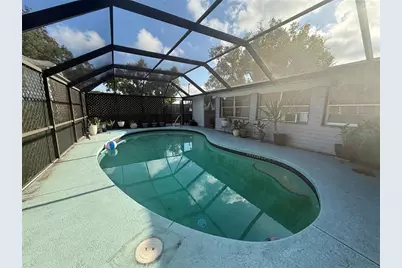 2402 9th Street E, Bradenton, FL 34208 - Photo 17