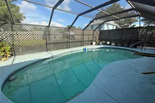 2402 9th St E, Bradenton, FL 34208 - Photo 19