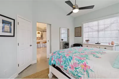 3724 71st Terrace E, Sarasota, FL 34243 - Photo 21