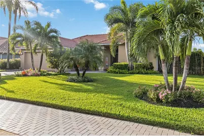 3724 71st Terrace E, Sarasota, FL 34243 - Photo 3