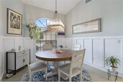 3724 71st Terrace E, Sarasota, FL 34243 - Photo 9