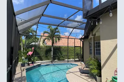 3724 71st Terrace E, Sarasota, FL 34243 - Photo 33