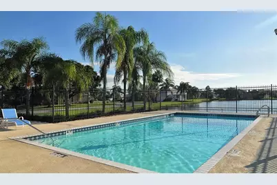 3724 71st Terrace E, Sarasota, FL 34243 - Photo 41