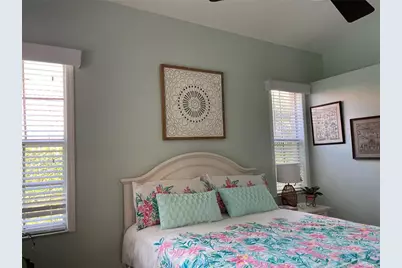 3724 71st Terrace E, Sarasota, FL 34243 - Photo 19