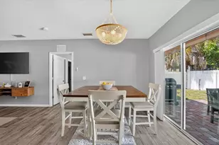 2011 Outer Dr, Sarasota, FL 34231 - Photo 5