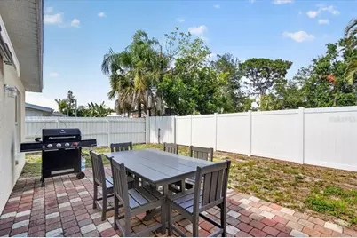 2011 Outer Drive #1, Sarasota, FL 34231 - Photo 23