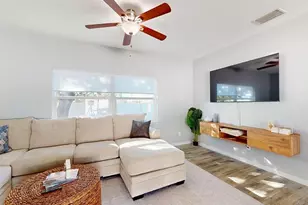 2011 Outer Dr, Sarasota, FL 34231 - Photo 3
