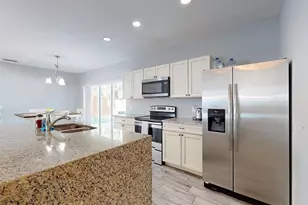 2011 Outer Dr, Sarasota, FL 34231 - Photo 5