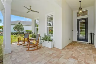733 Tailwind Pl, Sarasota, FL 34240 - Photo 23