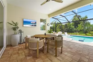 733 Tailwind Pl, Sarasota, FL 34240 - Photo 15