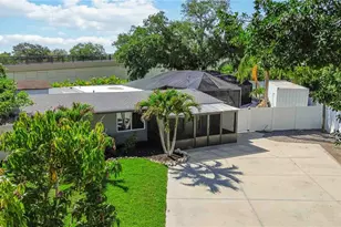4014 Radnor Pl, Sarasota, FL 34233 - Photo 87