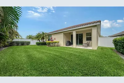 2858 Oriole Drive, Sarasota, FL 34243 - Photo 9