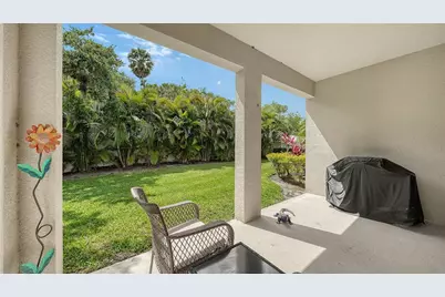 2858 Oriole Drive, Sarasota, FL 34243 - Photo 7