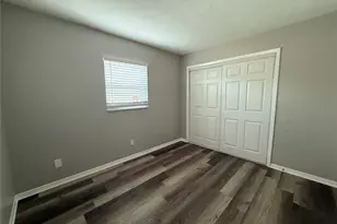 464 Briarwood Rd, Venice, FL 34293 - Photo 11