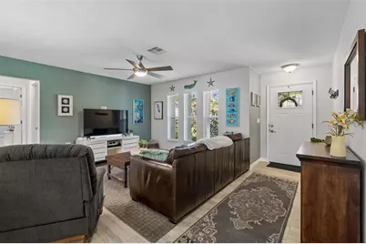 4323 Pine Meadow Terrace, Sarasota, FL 34233 - Photo 11