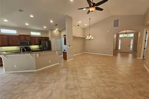 12112 Mapleridge Dr, Parrish, FL 34219 - Photo 11