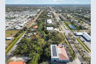841 E Venice Avenue, Venice, FL 34285 - Photo 17