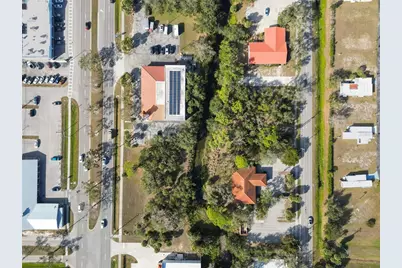 841 E Venice Avenue, Venice, FL 34285 - Photo 13