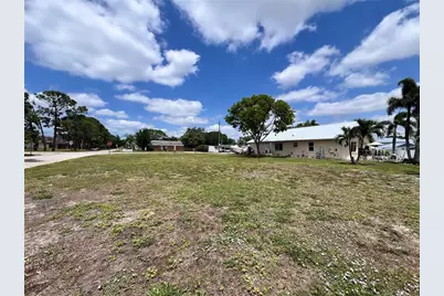 2213 10th Street W, Palmetto, FL 34221 - Photo 7