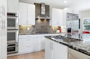 4689 Pine Harrier Dr, Sarasota, FL 34231 - Photo 15